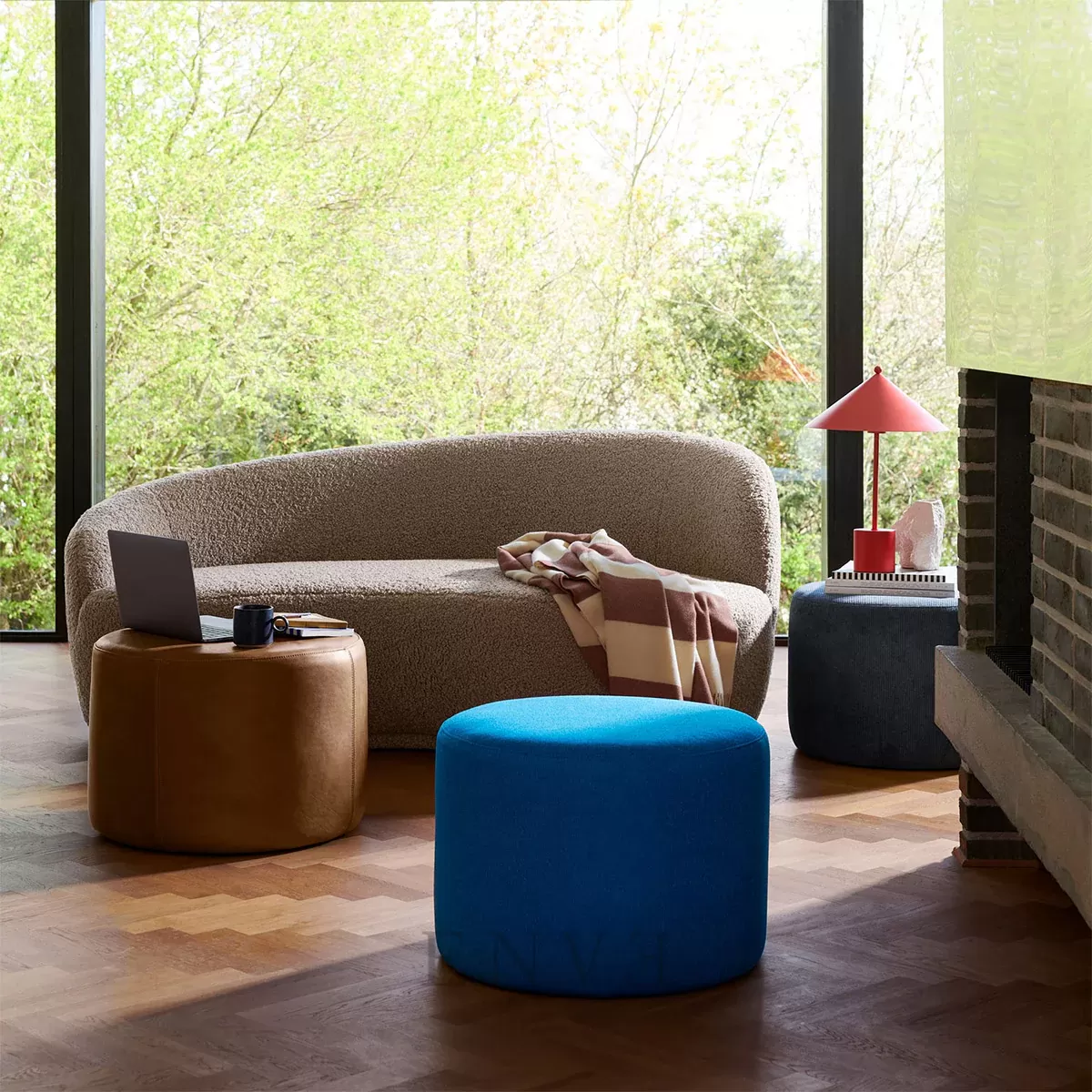 sofa modern minimalis ruang tamu